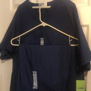 Landau Men’s scrubs set